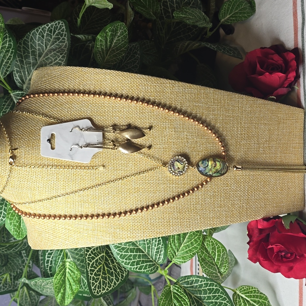 3 Piece Lot, 1 Copper Tone Beaded, 1 Gold Tone Tassel Necklaces & 1  Pr Earrings